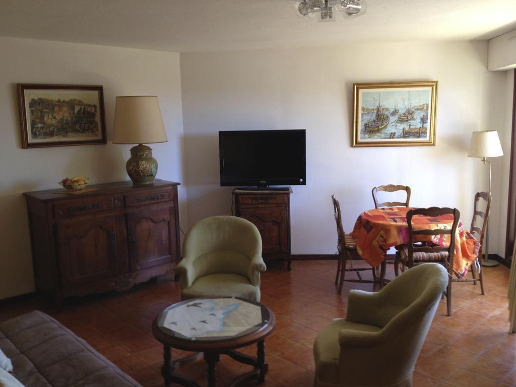 Appartement St Raphael Saint-Raphaël Стая снимка